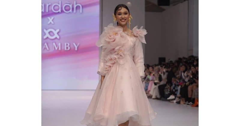 Instagram.com/yasminnapper